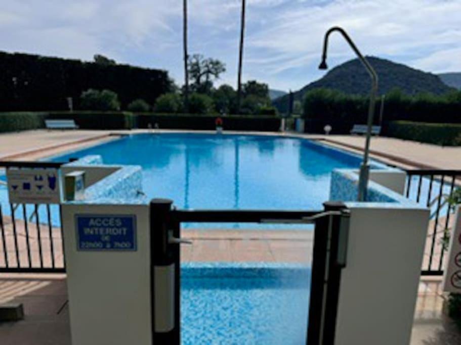 Studio 2Pers Piscine 10Min Plage Mandelieu Dış mekan fotoğraf